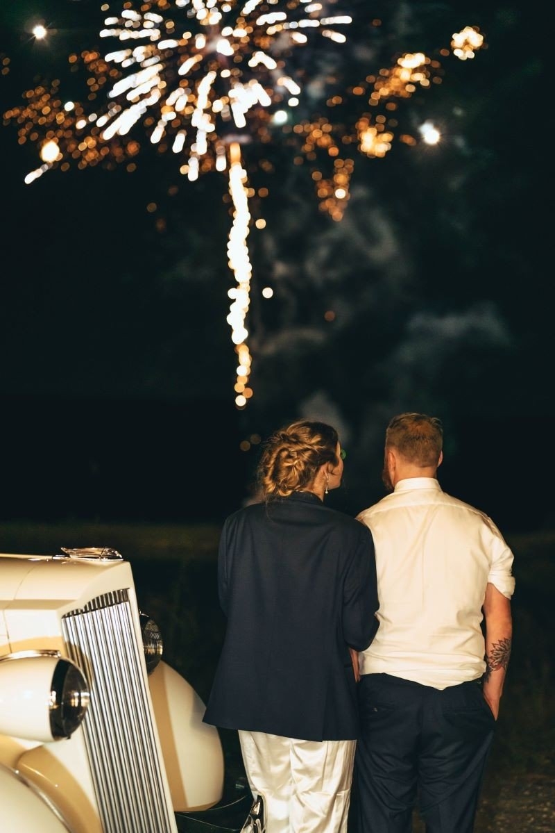 carousel-hero-element image-2