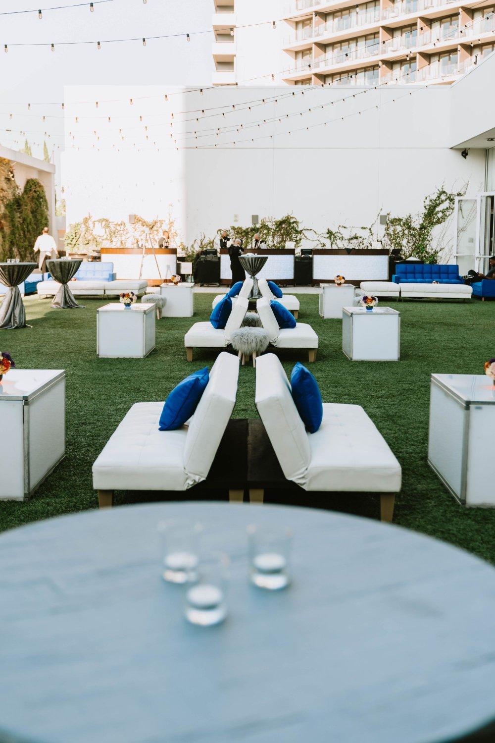 carousel-hero-element image-6