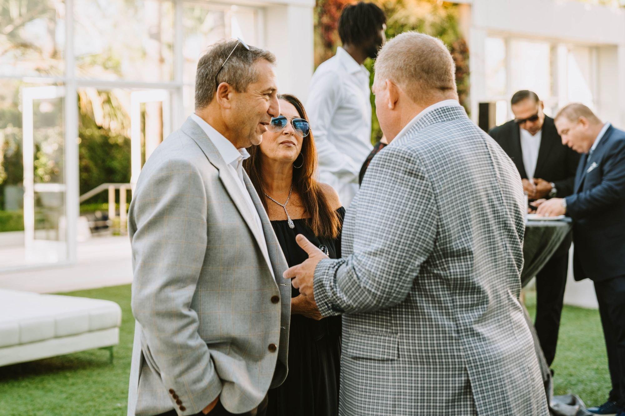 carousel-hero-element image-10