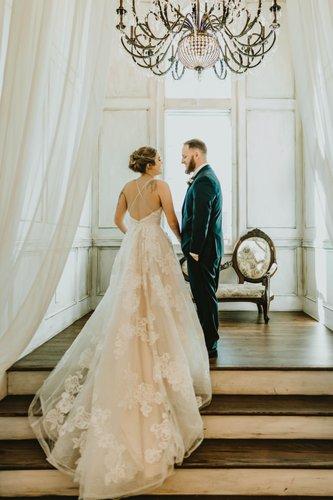 mobile - carousel-hero-element image-17