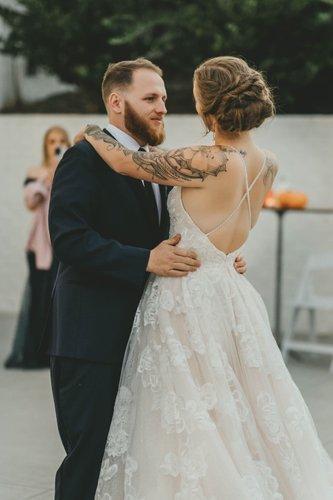 mobile - carousel-hero-element image-5