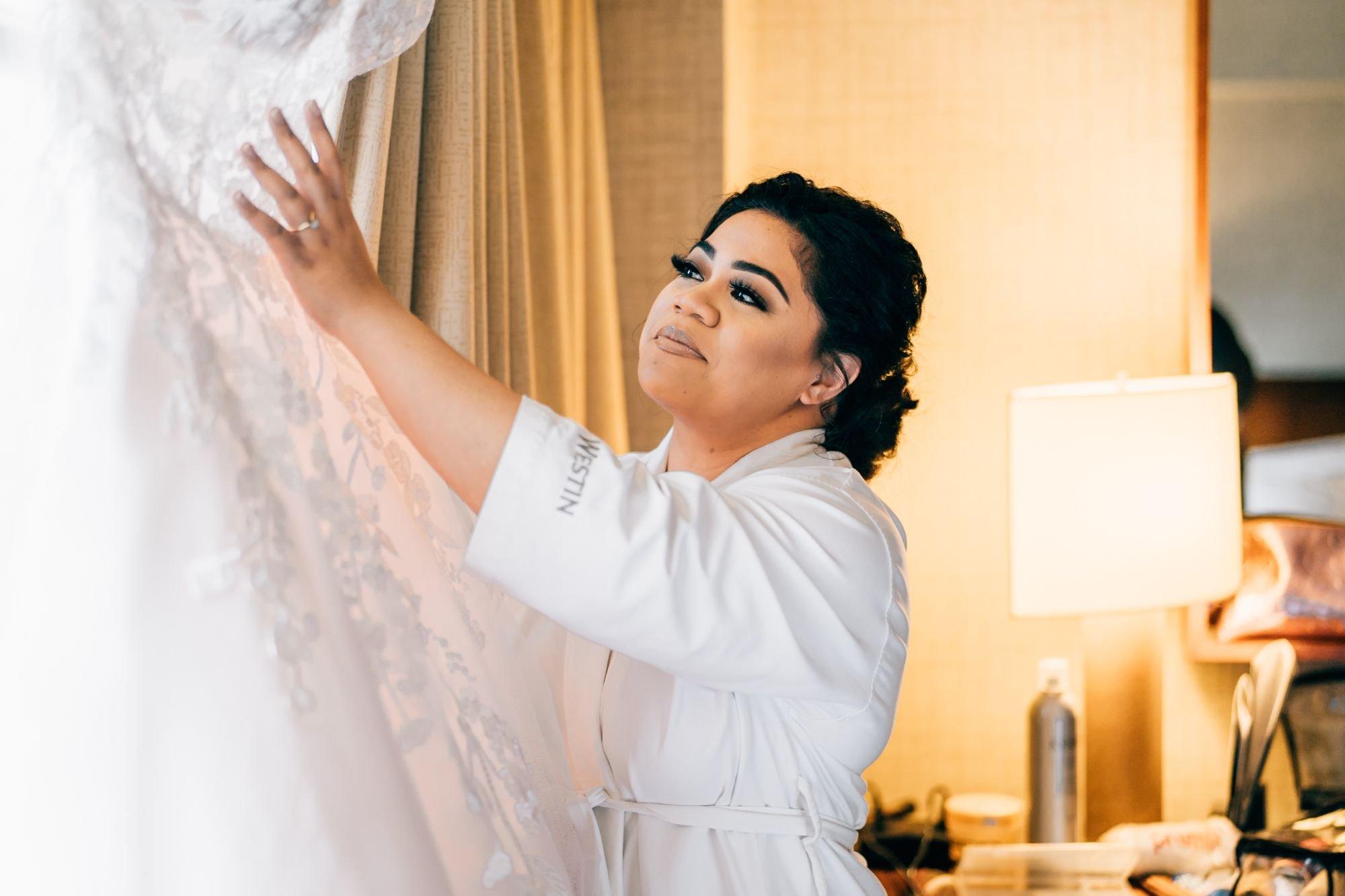 carousel-hero-element image-1