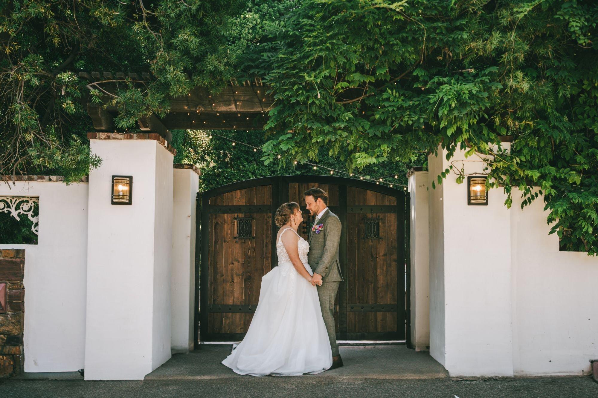 carousel-hero-element image-18