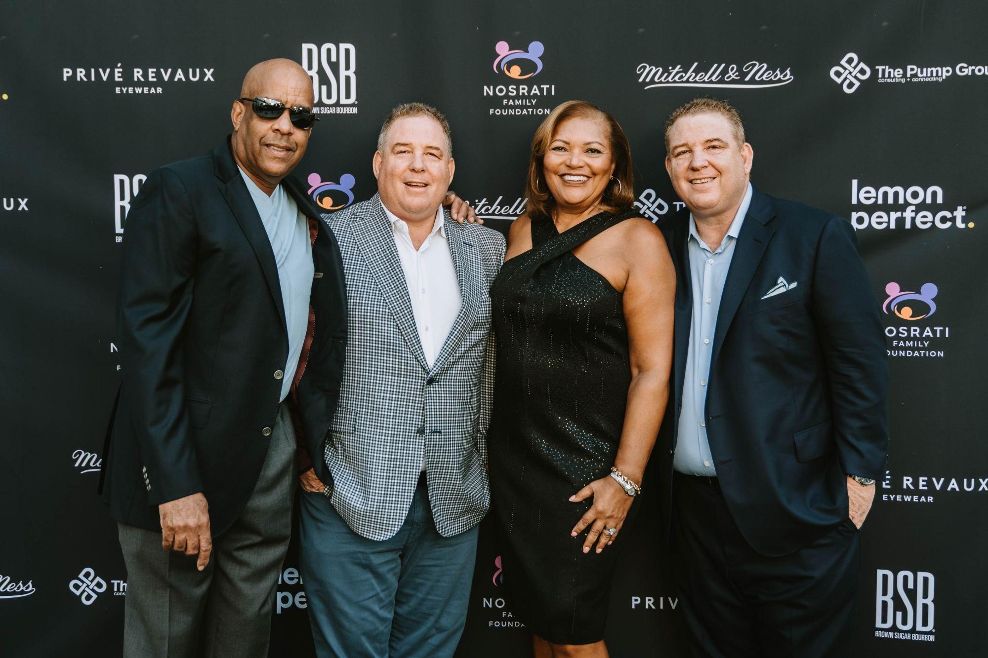 carousel-hero-element image-0