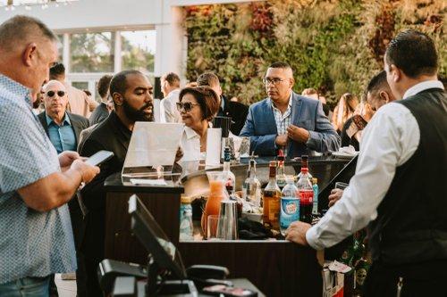 mobile - carousel-hero-element image-15